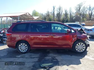 2015 Toyota Sienna Limited z VIN 5TDDK3DC0FS104012, wystawiony jako IAAI lot #41935233 z przebiegiem 160 635 mil mil oraz . Historia ofert i sprzedaży dostępna na DreamBid. Obrazek 14.