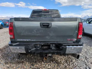 2011 GMC Sierra 2500HD SLT z VIN 1GT121E86BF126737, wystawiony jako Copart lot #48694115 z przebiegiem 223 128 mil mil oraz Szkoda całkowita • Salvage title. Historia ofert i sprzedaży dostępna na DreamBid. Obrazek 6.
