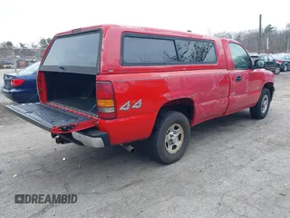 2000 Chevrolet Silverado 1500 with VIN 1GCEK14W2YE201658, listed as a IAAI auction lot 41712498 with 153,333 mi miles. Bid and sale history available at carsss.com. Image 4.