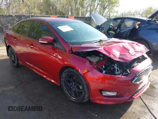 2016 Ford Focus SE with VIN 1FADP3F29GL347574, listed as a IAAI auction lot 41975094 with 76,147 mi miles. Bid and sale history available at carsss.com. Image 1.