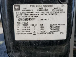 2004 GMC Sierra 1500 SLE with VIN 1GTEK19T54E305571, listed as a Copart auction lot 56954375 with 174,649 mi miles and Salvage title. Bid and sale history available at DreamBid. Image 12.