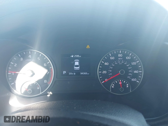 2019 Kia Optima LX with VIN 5XXGT4L36KG357154, listed as a IAAI auction lot 41764404 with 94,066 mi miles and . Bid and sale history available at carsss.com. Image 7.