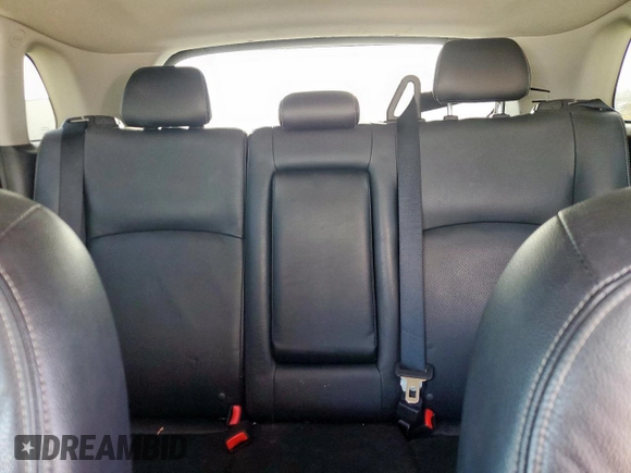 2015 Mitsubishi Outlander GT z VIN 4A4AP4AW2FE045214, wystawiony jako Copart lot #62014515 z przebiegiem 92 633 mil mil oraz Szkoda całkowita • Salvage title. Historia ofert i sprzedaży dostępna na DreamBid. Obrazek 10.