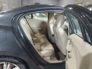2012 Volvo S60 T6 with VIN YV1902FHXC2055428, listed as a IAAI auction lot 41978951 with 136,146 mi miles. Bid and sale history available at carsss.com. Image 8.