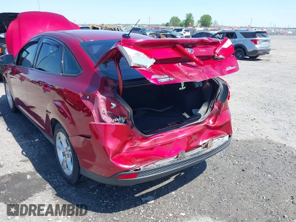 2014 Ford Focus SE with VIN 1FADP3F22EL171416, listed as a IAAI auction lot 41982150 with 130,782 mi miles. Bid and sale history available at carsss.com. Image 6.