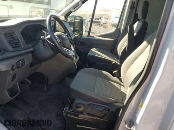 2024 Ford Transit with VIN 1FTBW3UGXRKA44492, listed as a Copart auction lot 42165685 with 5,879 mi miles and Salvage Title. Bid and sale history available at DreamBid. Image 7.