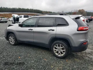 2017 Jeep Cherokee Altitude z VIN 1C4PJLAS4HW617469, wystawiony jako Copart lot #81541854 z przebiegiem 126 325 mil mil oraz Szkoda całkowita • Salvage title. Historia ofert i sprzedaży dostępna na DreamBid. Obrazek 2.