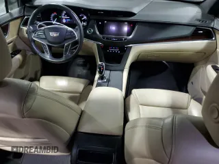 2017 Cadillac XT5 Luxury AWD z VIN 1GYKNDRSXHZ286169, wystawiony jako Copart lot #56516535 z przebiegiem 132 301 mil mil oraz Szkoda całkowita • Salvage title. Historia ofert i sprzedaży dostępna na DreamBid. Obrazek 8.