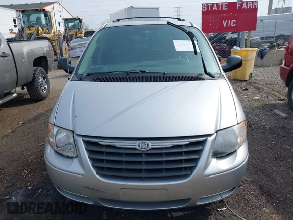 2006 Chrysler Town & Country Touring with VIN 2A4GP54L56R772868, listed as a IAAI auction lot 41935753 with 167,281 mi miles and . Bid and sale history available at DreamBid. Image 12.