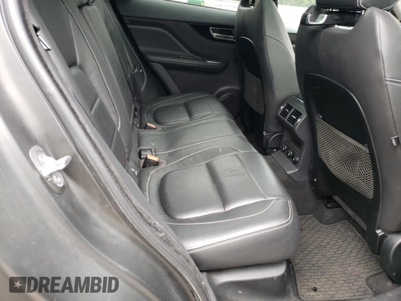 2019 Jaguar F-Pace 30t R-Sport with VIN SADCL2GX7KA352187, listed as a Copart auction lot 87842805 with 59,995 mi miles and Salvage title. Bid and sale history available at DreamBid. Image 11.