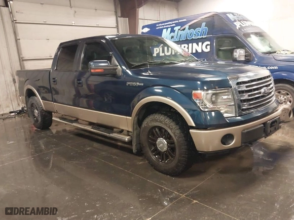 2013 Ford F-150 XL with VIN 1FTFW1EF7DFA74448, listed as a IAAI auction lot 40944246 with 183,001 mi miles. Bid and sale history available at carsss.com. Image 1.