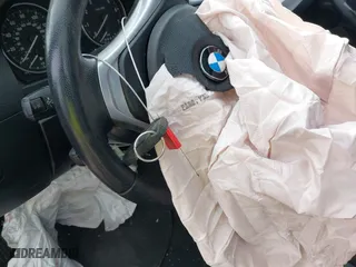 2015 BMW X1 xDrive28i with VIN WBAVL1C57FVY28954, listed as a IAAI auction lot 41857286 with 1 mi miles. Bid and sale history available at carsss.com. Image 11.