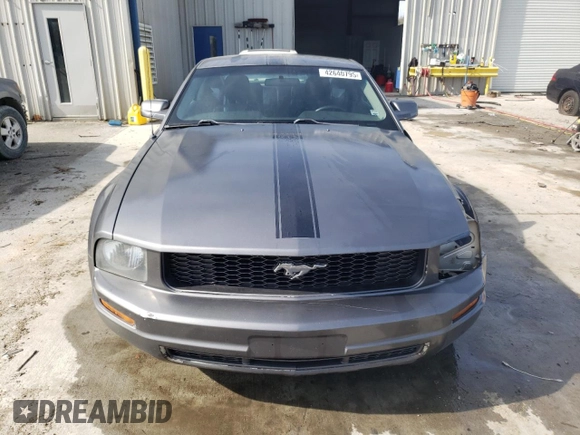 2007 Ford Mustang Deluxe with VIN 1ZVFT80N875296360, listed as a Copart auction lot 42640795 with 245,254 mi miles and Salvage Title. Bid and sale history available at carsss.com. Image 5.