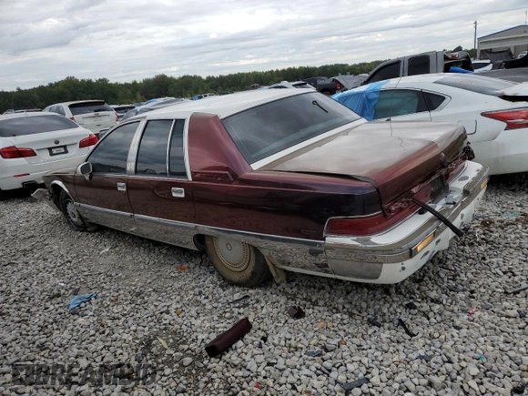 1993 Buick Roadmaster Ltd with VIN 1G4BT5373PR421590, listed as a Copart auction lot 72892004 with 130,065 mi miles and Clean Title. Bid and sale history available at DreamBid. Image 2.
