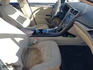 2016 Ford Fusion SE with VIN 3FA6P0HD3GR240706, listed as a IAAI auction lot 41796250 with 188,369 mi miles. Bid and sale history available at carsss.com. Image 5.