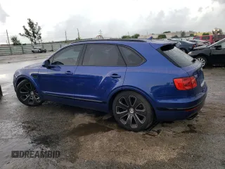 2020 Bentley Bentayga V8 z VIN SJAAM2ZV4LC029380, wystawiony jako Copart lot #61638873 z przebiegiem 7979 mil mil oraz . Historia ofert i sprzedaży dostępna na DreamBid. Obrazek 2.