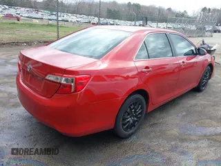 2012 Toyota Camry L with VIN 4T1BF1FK0CU613086, listed as a IAAI auction lot 41846781 with 236,654 mi miles. Bid and sale history available at carsss.com. Image 4.