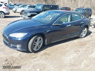 2014 Tesla Model S 60 kWh Battery with VIN 5YJSA1H14EFP41236, listed as a IAAI auction lot 41819663 with NaN miles. Bid and sale history available at carsss.com. Image 19.