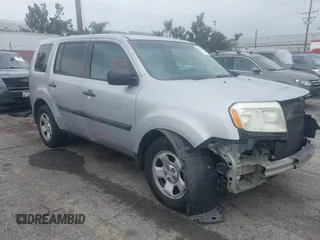 2015 Honda Pilot LX with VIN 5FNYF3H21FB010426, listed as a IAAI auction lot 41901870 with 184,113 mi miles and . Bid and sale history available at carsss.com. Image 1.