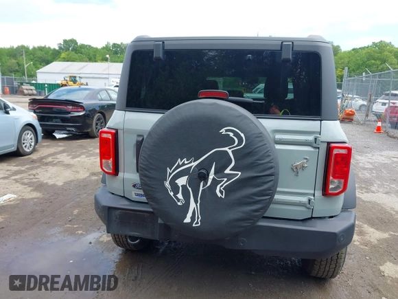 2023 Ford Bronco with VIN 1FMDE5BH5PLC15428, listed as a IAAI auction lot 42263776 with 11,556 mi miles and . Bid and sale history available at DreamBid. Image 17.