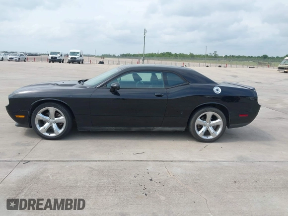 2012 Dodge Challenger SXT Plus z VIN 2C3CDYAG2CH281069, wystawiony jako IAAI lot #42314949 z przebiegiem 167 592 mil mil oraz . Historia ofert i sprzedaży dostępna na DreamBid. Obrazek 14.