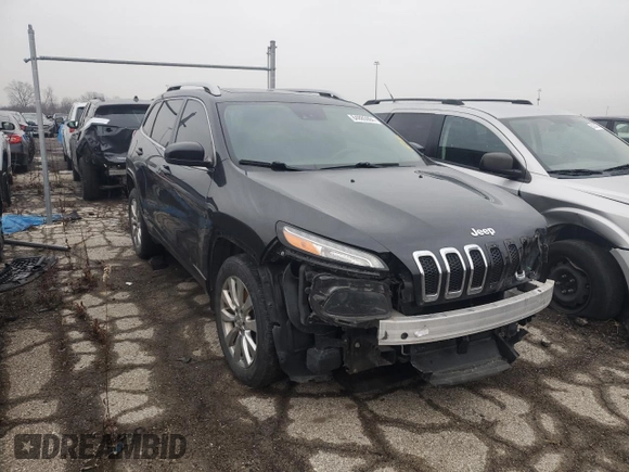 2016 Jeep Cherokee Overland with VIN 1C4PJLJS5GW315493, listed as a Copart auction lot 84885984 with 109,908 mi miles and Clean title. Bid and sale history available at DreamBid. Image 4.