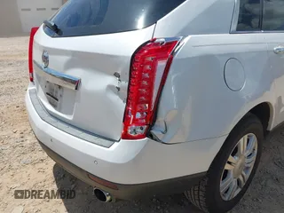 2011 Cadillac SRX Luxury Collection z VIN 3GYFNDEYXBS614786, wystawiony jako IAAI lot #42202497 z przebiegiem 176 101 mil mil oraz . Historia ofert i sprzedaży dostępna na DreamBid. Obrazek 6.