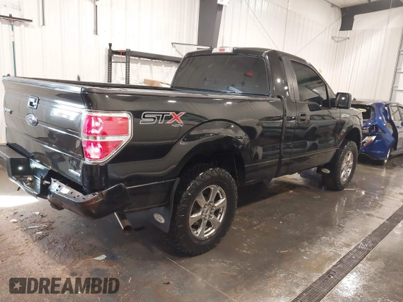 2014 Ford F-150 XL with VIN 1FTMF1EM8EFB34695, listed as a IAAI auction lot 41743020 with 129,749 mi miles. Bid and sale history available at carsss.com. Image 4.