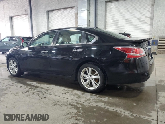 2015 Nissan Altima 2.5 S with VIN 1N4AL3AP9FN394480, listed as a Copart auction lot 50605615 with 179,940 mi miles and Salvage Title. Bid and sale history available at carsss.com. Image 2.