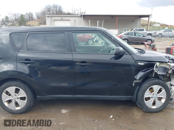 2014 Kia Soul with VIN KNDJN2A22E7001229, listed as a IAAI auction lot 41837818 with 190,304 mi miles. Bid and sale history available at carsss.com. Image 14.