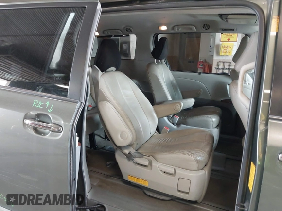 2013 Toyota Sienna XLE with VIN 5TDDK3DC9DS061903, listed as a IAAI auction lot 42067873 with 166,341 mi miles and . Bid and sale history available at DreamBid. Image 8.