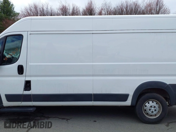 2018 Ram ProMaster Cargo with VIN 3C6URVJG6JE109398, listed as a IAAI auction lot 41934307 with 129,308 mi miles. Bid and sale history available at carsss.com. Image 14.