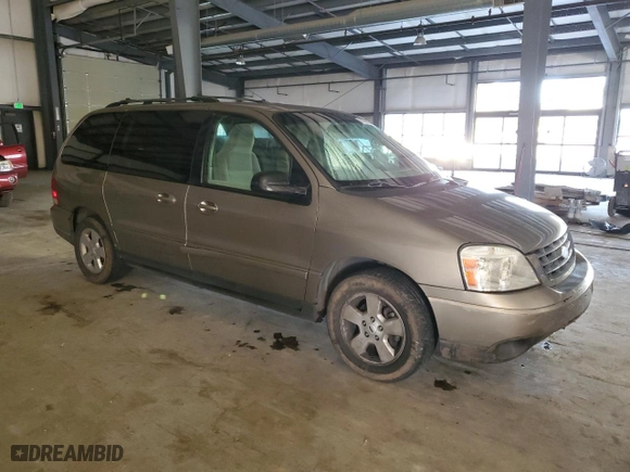 2005 Ford Freestar Wagon SES with VIN 2FMZA57605BA66738, listed as a Copart auction lot 84070604 with NaN miles and Salvage Title. Bid and sale history available at carsss.com. Image 4.