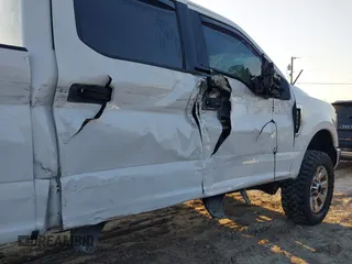 2019 Ford F-250 XL with VIN 1FT7W2B63KEE34610, listed as a IAAI auction lot 41698516 with 118,110 mi miles and . Bid and sale history available at DreamBid. Image 20.