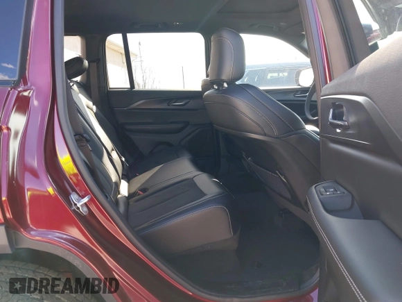 2025 Jeep Grand Cherokee Laredo with VIN 1C4RJHAG9SC287175, listed as a IAAI auction lot 41856266 with 2,495 mi miles and . Bid and sale history available at DreamBid. Image 8.