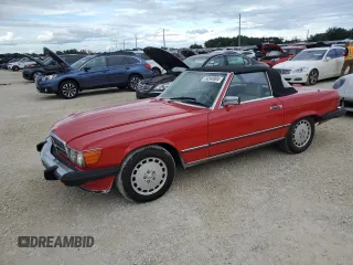 1989 Mercedes-Benz 560 with VIN WDBBA48D1KA100530, listed as a Copart auction lot 74240804 with Not Provided miles and Salvage Title. Bid and sale history available at carsss.com. Image 1.
