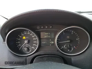 2008 Mercedes-Benz GL-Class 3.0L CDI with VIN 4JGBF22E98A425116, listed as a Copart auction lot 71813654 with 305,273 mi miles and Salvage Title. Bid and sale history available at carsss.com. Image 9.
