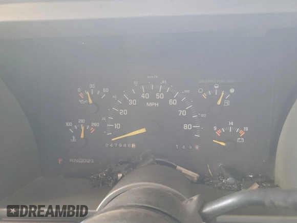 1993 Chevrolet Blazer z VIN 1GNEK18K8PJ350614, wystawiony jako Copart lot #84088954 z przebiegiem 247 946 mil mil oraz Szkoda całkowita • Salvage title. Historia ofert i sprzedaży dostępna na DreamBid. Obrazek 9.
