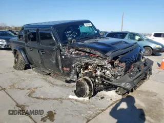 2022 Jeep Gladiator Mojave with VIN 1C6JJTEG6NL164679, listed as a Copart auction lot 48746505 with 35,820 mi miles and Salvage title. Bid and sale history available at DreamBid. Image 4.