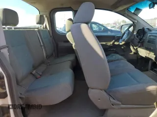 2006 Nissan Titan SE с VIN 1N6AA06AX6N536383, выставлен на аукционе Copart как лот 46902025 с пробегом Не указан миль и Чистый • Clean title. История ставок и продаж доступна на DreamBid. Изображение 10.