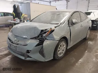 2017 Toyota Prius Two with VIN JTDKBRFU9H3552110, listed as a IAAI auction lot 41535428 with 49,354 mi miles. Bid and sale history available at carsss.com. Image 2.