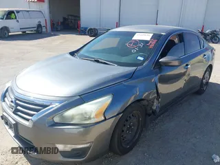2015 Nissan Altima 2.5 SV with VIN 1N4AL3AP5FC484561, listed as a IAAI auction lot 41469626 with 150,509 mi miles. Bid and sale history available at carsss.com. Image 17.