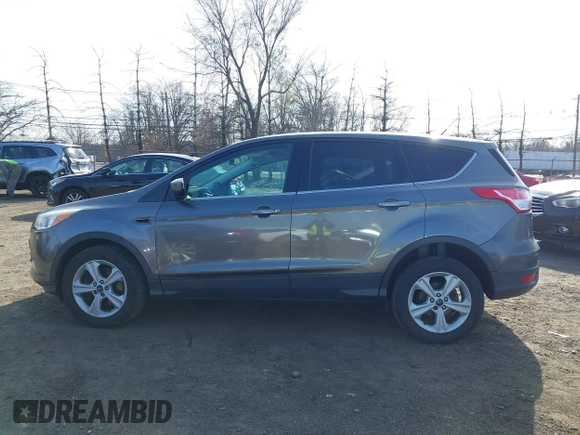 2013 Ford Escape SE with VIN 1FMCU9GX8DUD58286, listed as a IAAI auction lot 41797161 with 189,467 mi miles. Bid and sale history available at carsss.com. Image 14.