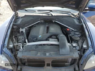 2013 BMW X5 xDrive35i z VIN 5UXZV4C58D0E02928, wystawiony jako Copart lot #58562655 z przebiegiem 85 037 mil mil oraz Szkoda całkowita • Salvage title. Historia ofert i sprzedaży dostępna na DreamBid. Obrazek 12.