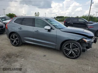 2019 Volvo XC60 R-Design with VIN LYVA22RM7KB247120, listed as a Copart auction lot 62085664 with 20,323 mi miles and Salvage Title. Bid and sale history available at carsss.com. Image 4.