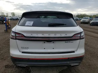 2019 Lincoln Nautilus Reserve z VIN 2LMPJ8L92KBL57413, wystawiony jako Copart lot #56824035 z przebiegiem 62 795 mil mil oraz Czysty tytuł • Clean title. Historia ofert i sprzedaży dostępna na DreamBid. Obrazek 6.