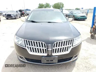 2012 Lincoln MKZ with VIN 3LNHL2JC0CR804314, listed as a Copart auction lot 60890755 with 81,715 mi miles and Salvage title. Bid and sale history available at DreamBid. Image 5.