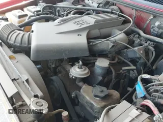 2001 Ford Explorer XLT with VIN 1FMZU63E71ZA30062, listed as a IAAI auction lot 40083027 with 243,938 mi miles and . Bid and sale history available at DreamBid. Image 12.
