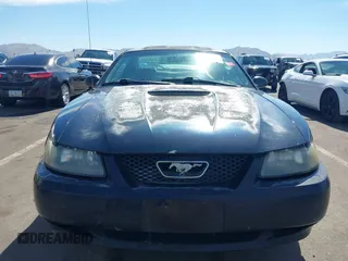 2001 Ford Mustang Standard with VIN 1FAFP40471F153561, listed as a IAAI auction lot 41650428 with 170,886 mi miles. Bid and sale history available at carsss.com. Image 12.