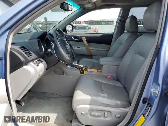 2009 Toyota Highlander Limited with VIN JTEEW44A892031699, listed as a Copart auction lot 58791485 with 73,270 mi miles and Salvage title. Bid and sale history available at DreamBid. Image 7.